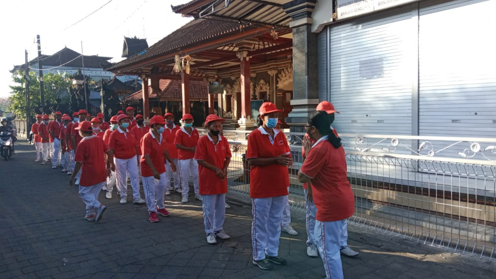 Pelayanan Posyandu Lansia di Banjar Sangiang